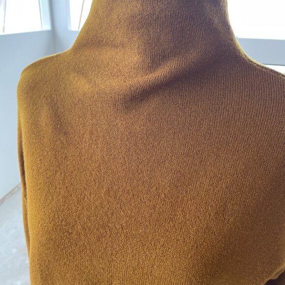 Aritzia Wilfred Cyprie Sweater Size Large - Picture 9 of 11